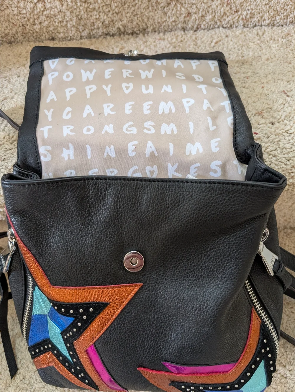 Back Pack Bag - Picture 6 of 8
